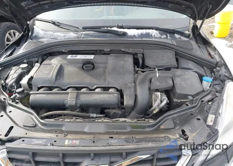 2013 Volvo Xc60 3.2 Premier from USA, damaged, VIN YV4940DZ2D2423402